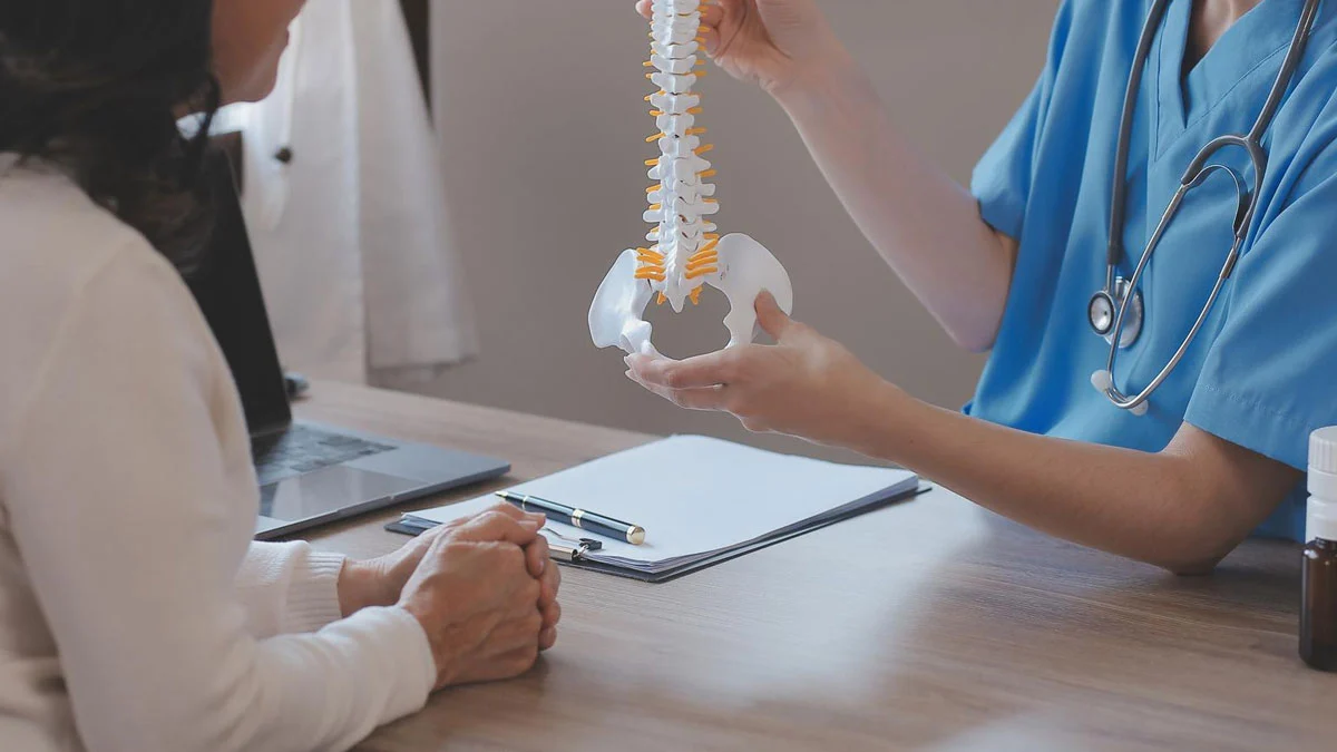 Osteoporosis Symptoms & Treatment